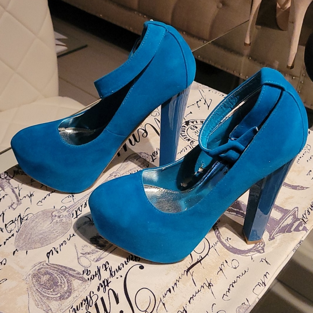 Women's Pumps